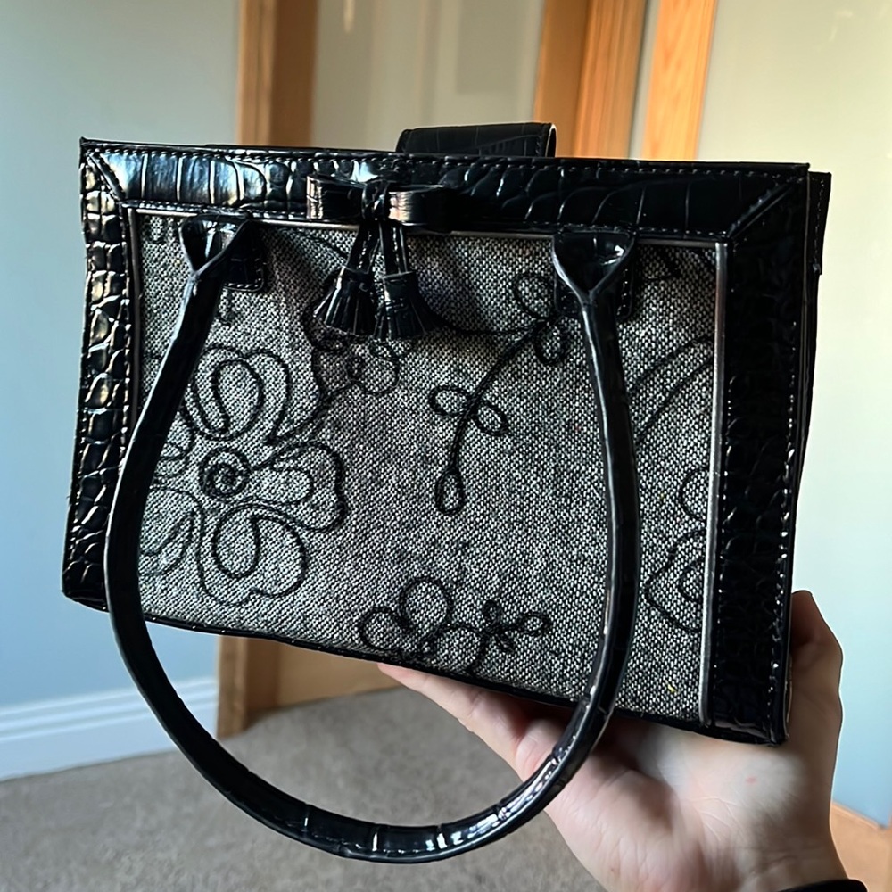 Liz Claiborne Mini Embroidered Handbag